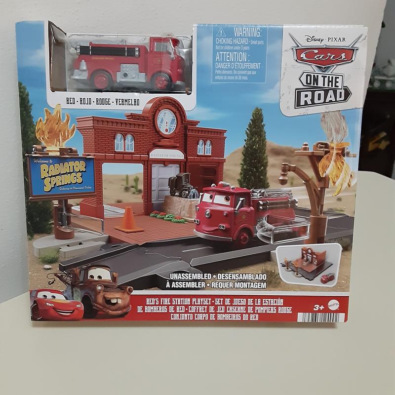 ディズニー　カーズ　- RED'S FIRE STATION Mattel Disney Pixar Cars on the Road 2022/23 Red's Fire