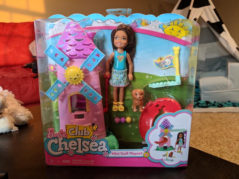 Barbie club chelsea store mini golf playset