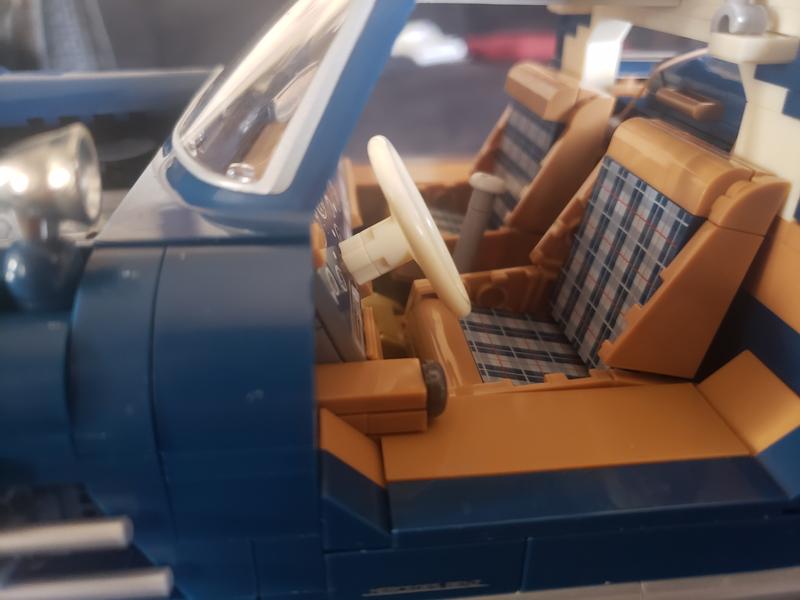 Customer carousel item 4.