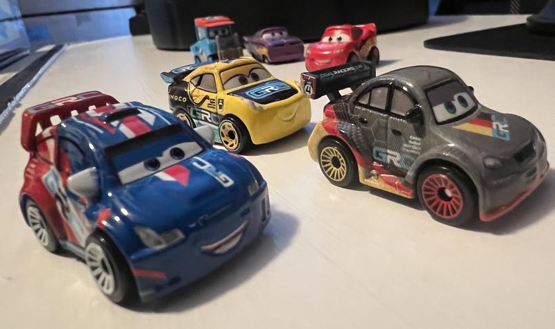 ミニカー Disney Pixar Cars 91oRG-SbIgL._UF894,1000_QL80_.jpg