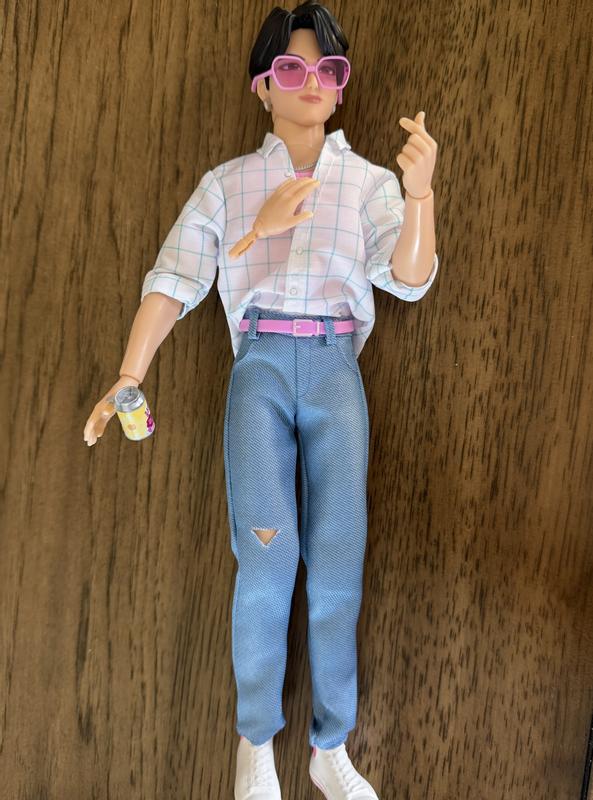 Customer photo for "Well made movie doll"