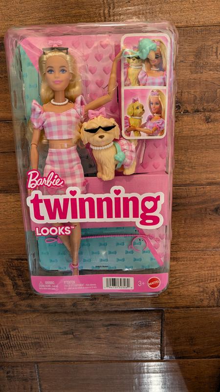 Customer carousel item 11.