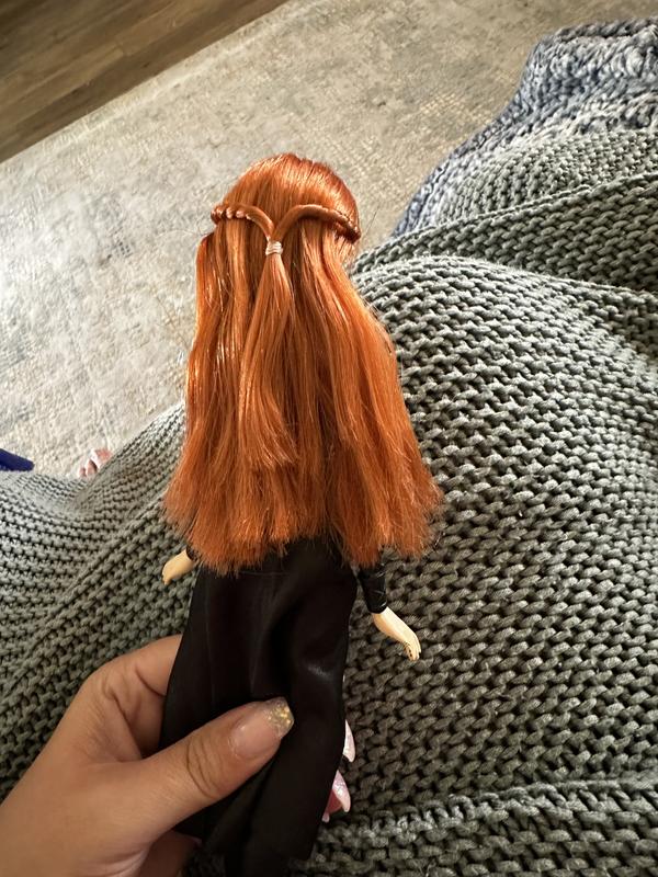 Hair and hand