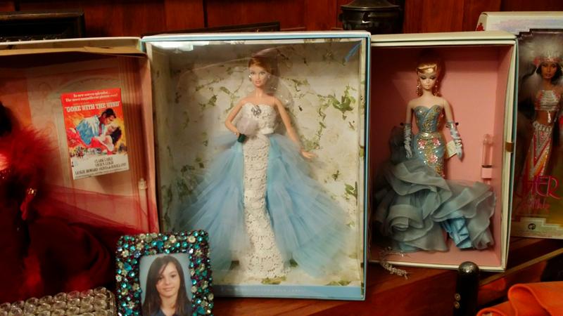 oscar de la renta barbie fashions