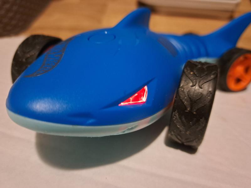 Sleek and predatory!  Eyes light up red!