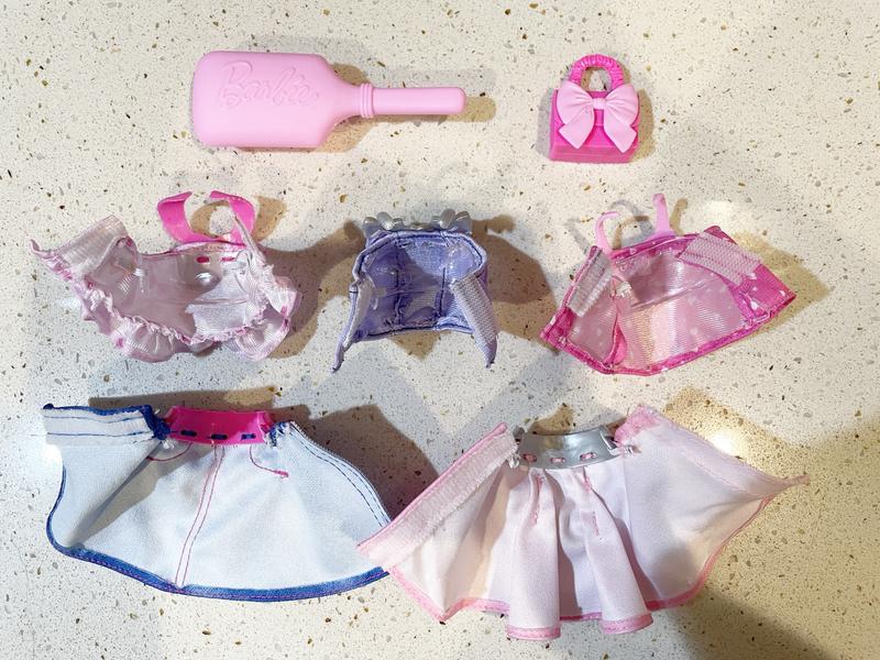 Customer photo for "Great Barbie for solo play!"
