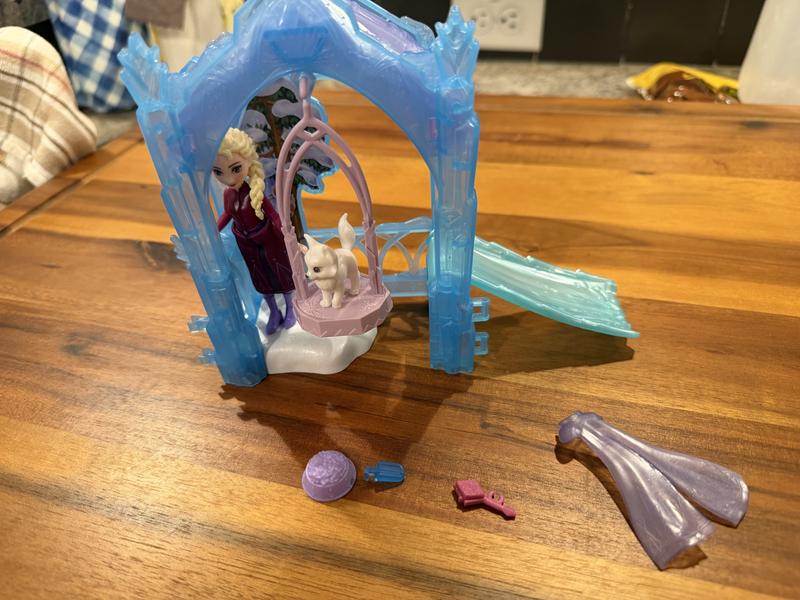 Customer carousel item 4.