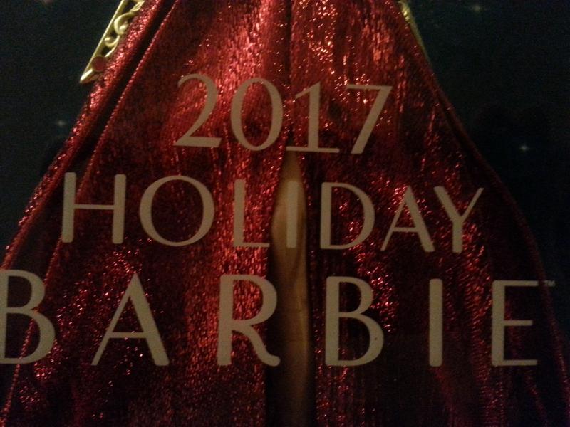 Barbie 2017 Holiday Doll - Sparkling Red Dress