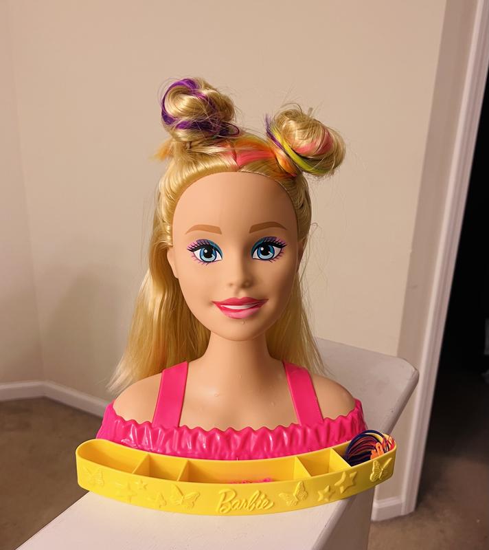 Barbie Hair Brush for Sale in Skokie, IL - OfferUp