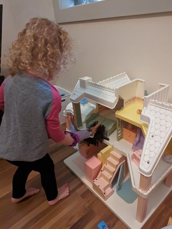 Barbie didn't fit in her sister's Barbie house or in her dollhouse.