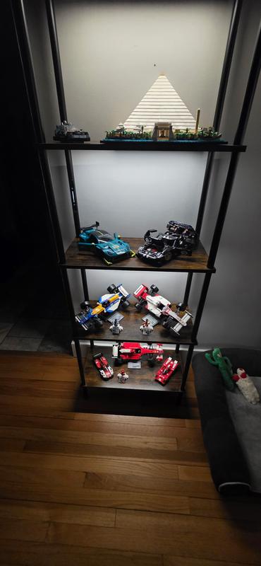 Customer photo for "Mattel Hotwheels Brick Shop - Astin Martin Vantage"