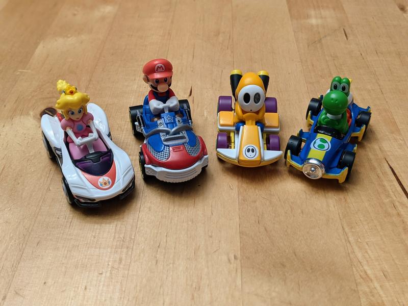 The full line-up ready to race!