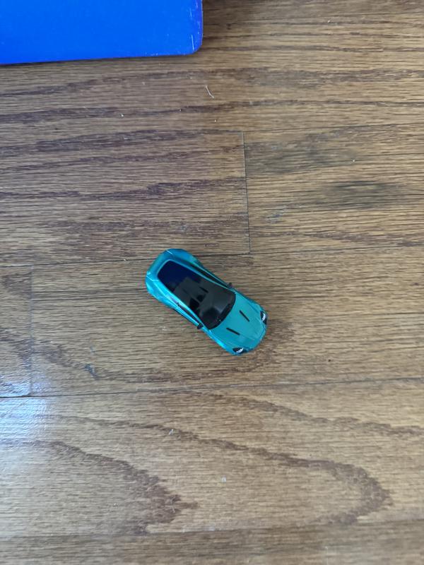 Customer carousel item 1.
