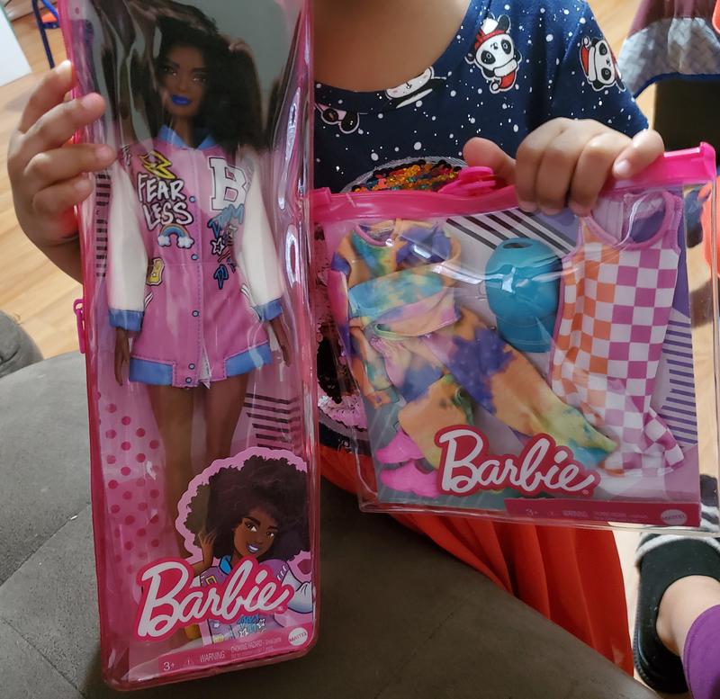 Barbie and her new outfit