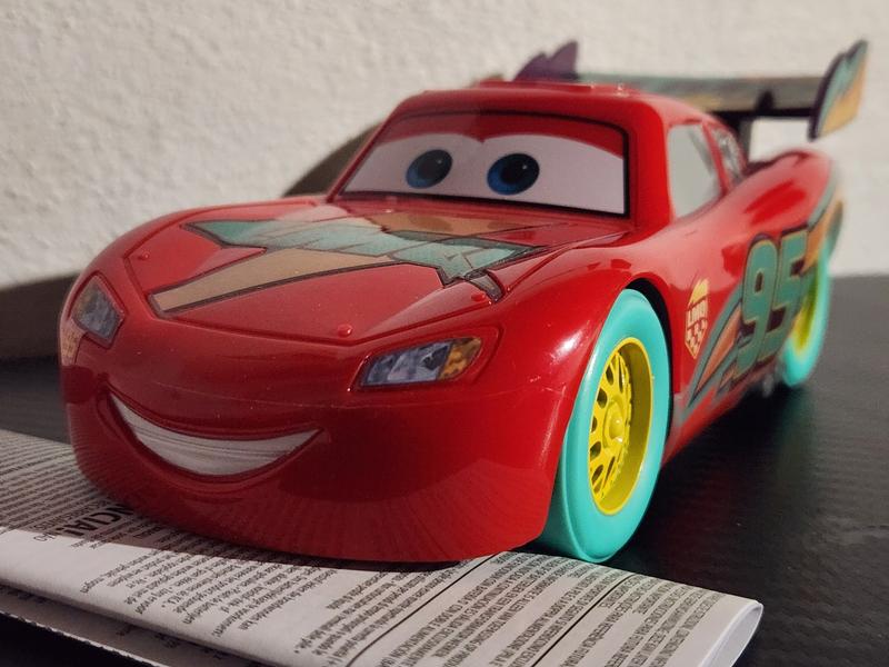 Customer photo for "Lightning mcqueen kachow"