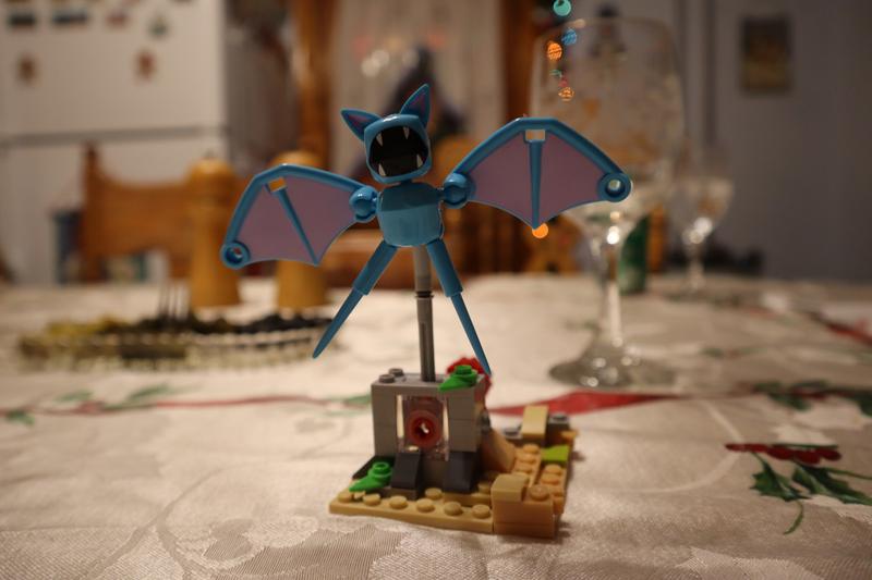 MEGA Pokémon Zubat's Desert Flight Building Toy