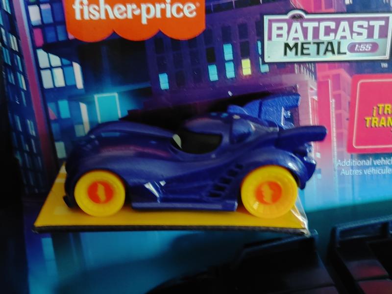 Fisher-Price DC Batwheels Light-Up 1:55 Scale Toy Cars, BAM The Batmobile & Buff, 2 Pieces