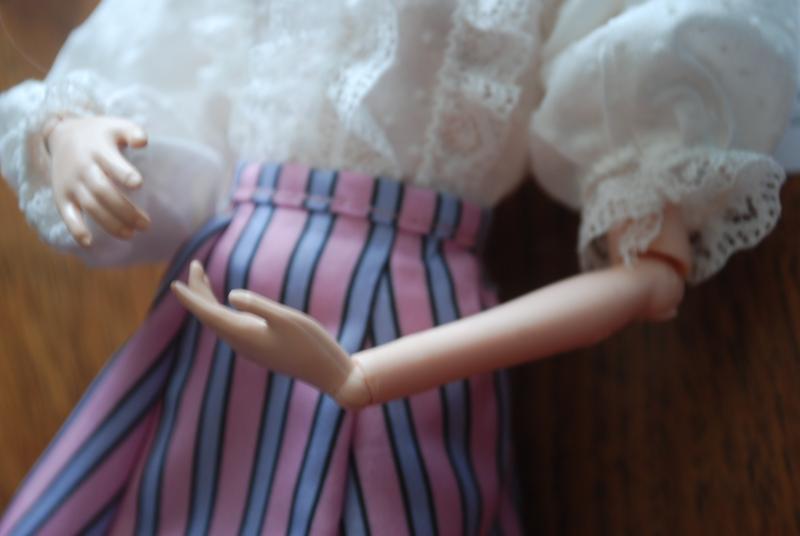 Showing the posable elbows and hands