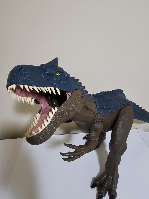 Huge Jaws to swallow ither dinos!!