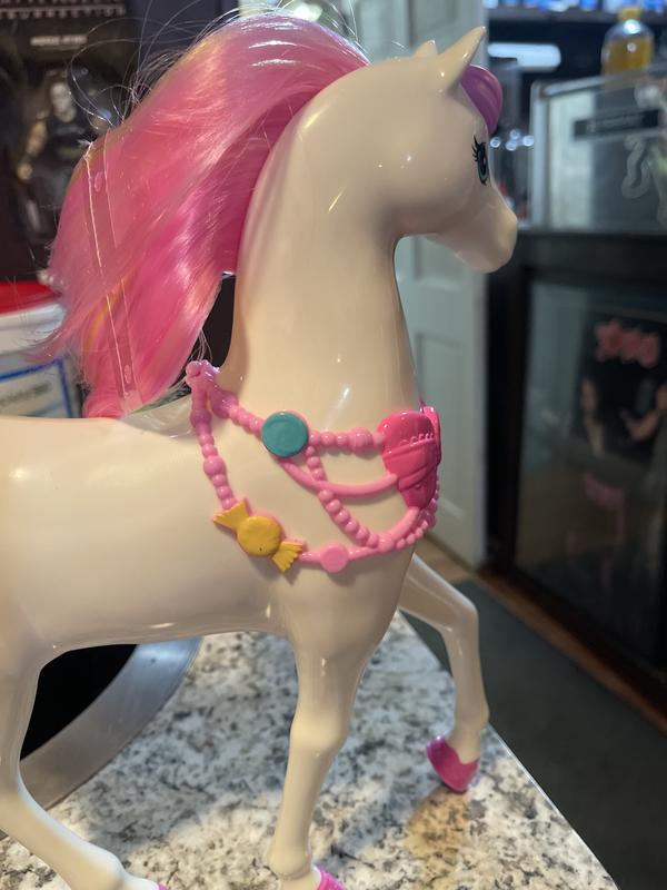 Customer photo for "Cute and fun horse"