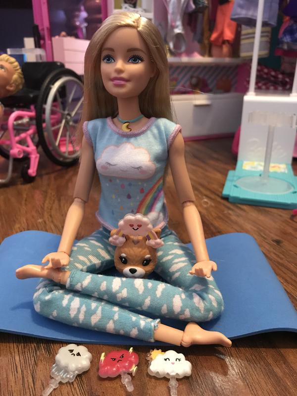 Barbie Breathe with Me Meditation Doll, Blonde, with 5 Lights & Guided  Meditation Exercises, Puppy and 4 Emoji Accessories 