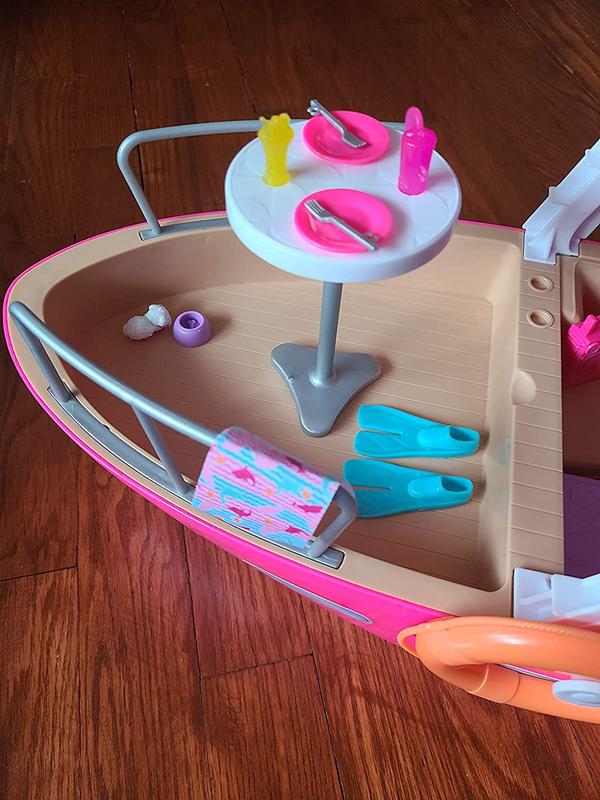 Playset Barbie Barco Com Piscina E Toboágua Dream Boat HJV37