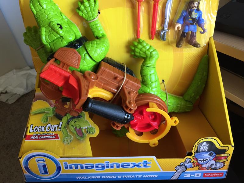 Imaginext walking croc & pirate hot sale hook playset