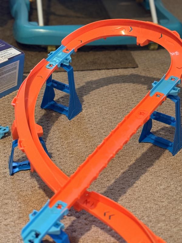 Customer photo for "Great track to entertain kids"