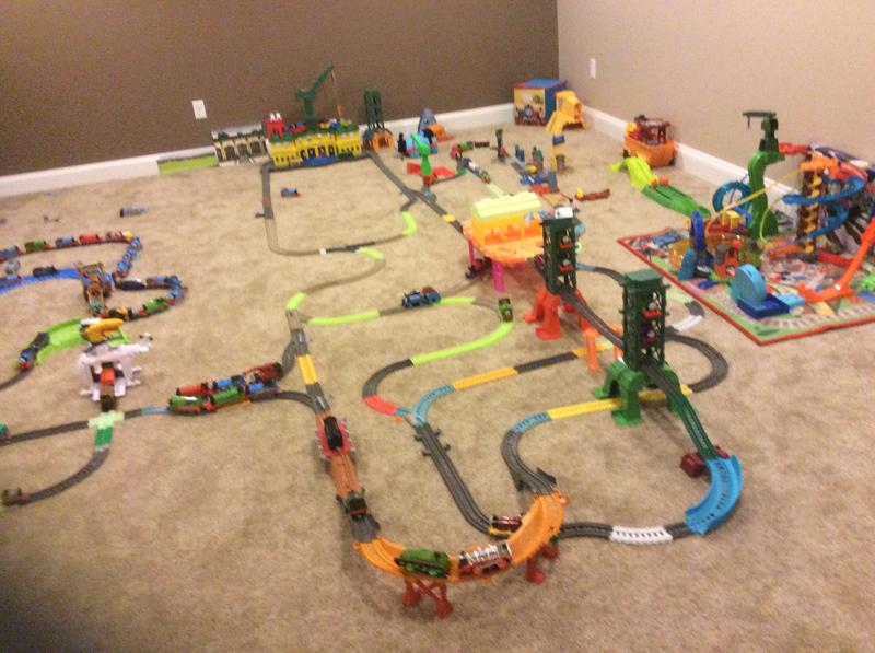 Thomas and cheap friends super station