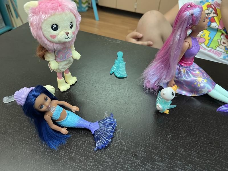 Barbie Cutie Reveal Cozy Cute Tees Series Chelsea Doll & Accessories, Plush  Teddy Bear, Brunette Small Doll