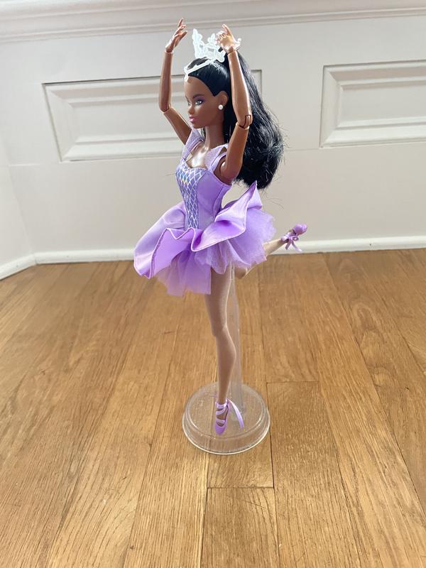 Customer carousel item 3.