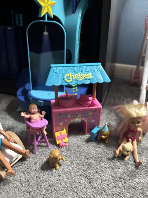 Customer carousel item 6.