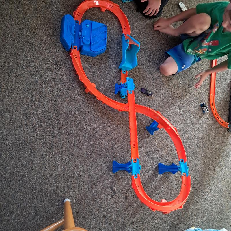 Customer photo for "Awesome track set"