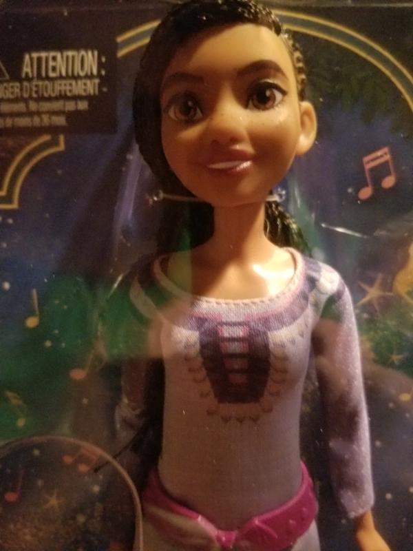 Mattel Disney Wish Singing Asha of Rosas Fashion Doll & Star Figure,  Posable con abito rimovibile, canta This Wish in inglese