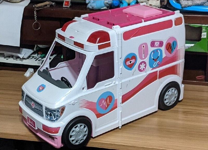 Barbie Toys Transforming Ambulance and Clinic Playset 20 Accessories Care Clinic Toys R Us Canada