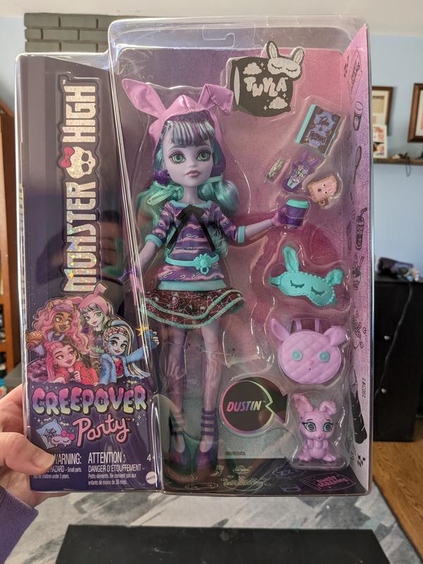 Monster High Creepover Party Frankie Stein Fashion Doll Set