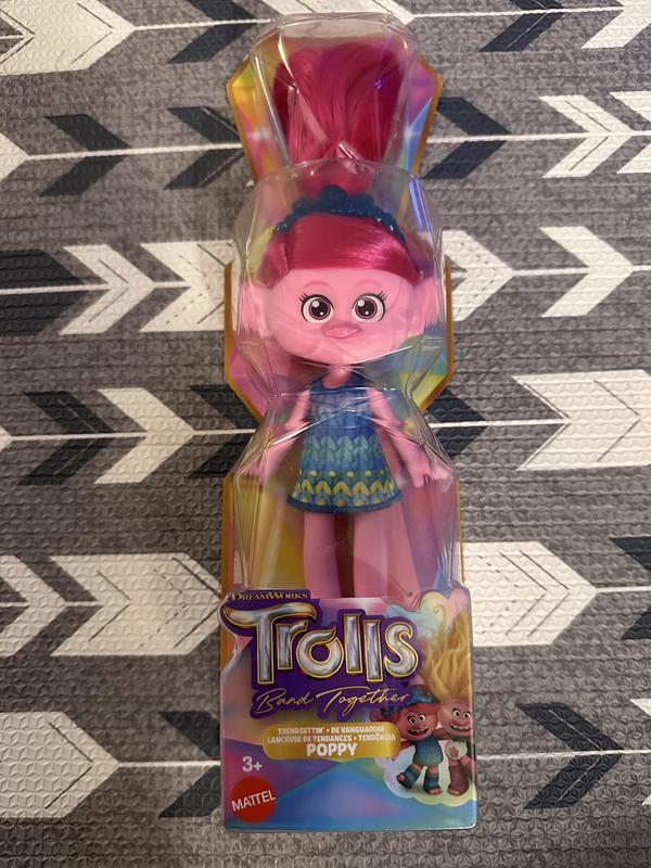 Trolls 3 Band Together Trendsettin' Queen Poppy Fashion Doll