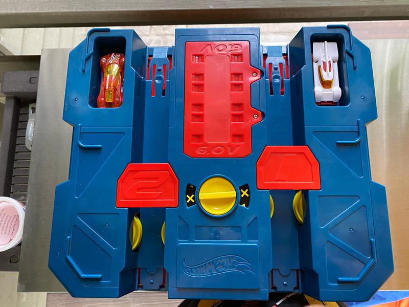 Top of box, boost mechanism