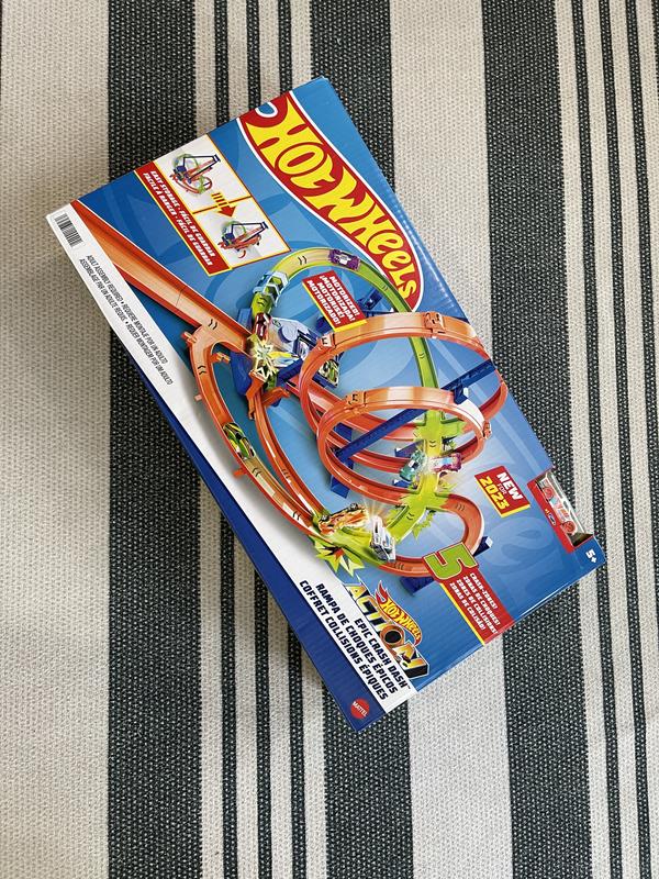 Hot Wheels Cars, Epic Crash Dash Track Set