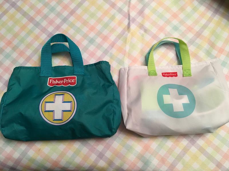  Fisher-Price Medical Kit : Health & Household