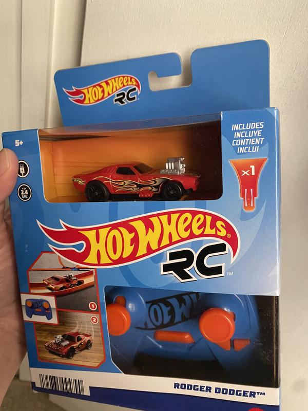 Hot Wheels RC voiture télécommandée Rodger Dodger échelle 1:64