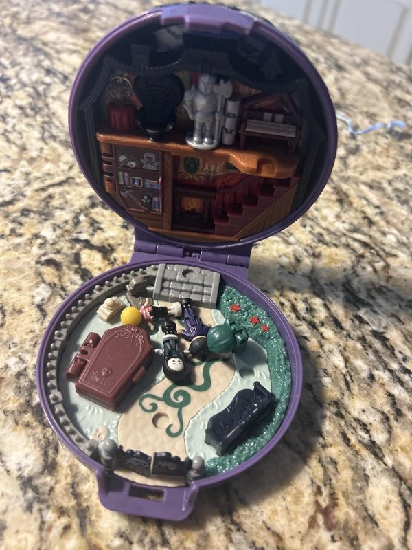 POLLY POCKET The Addams Family Compact | Mattel