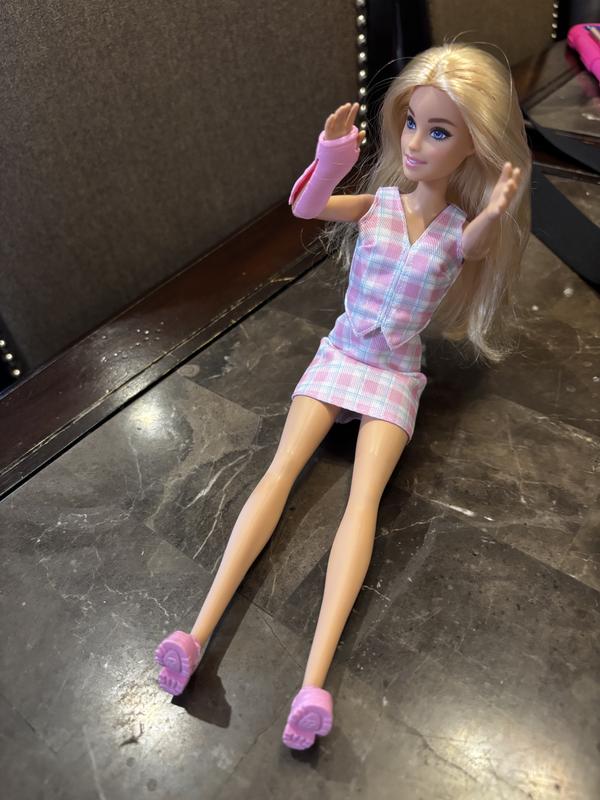 The nurse is on her way to help!!