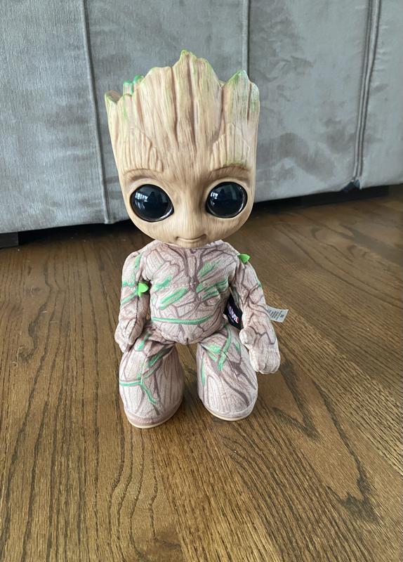 Peluche lumineuse Groot Les gardiens de la Galaxie Marvel Disney Primark  2021 arbre rougit 37 cm - Peluches/Peluches Disney - La Boutique Disney