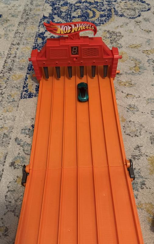Customer carousel item 11.