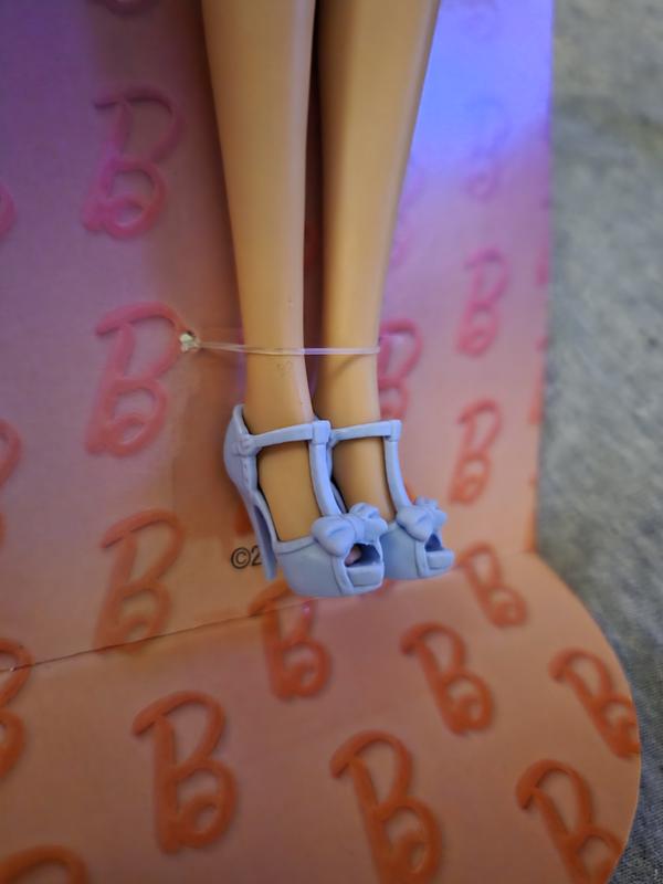 Customer carousel item 13.