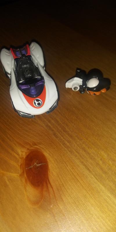 hot wheels mario kart yoshi