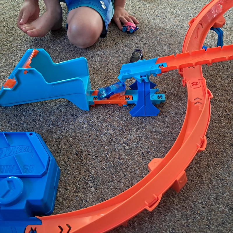 Customer photo for "Awesome track set"