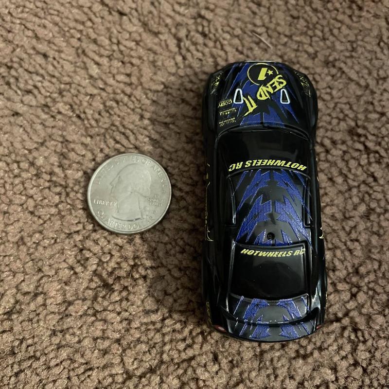 Size of car, compared to a US quarter