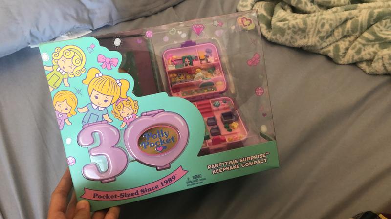 partytime surprise keepsake compact